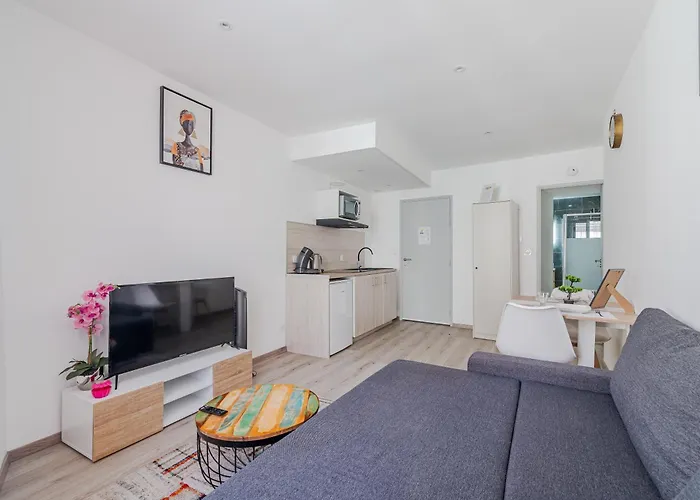 Cozy - Near Train Station & Center - Futuroscope 4 *